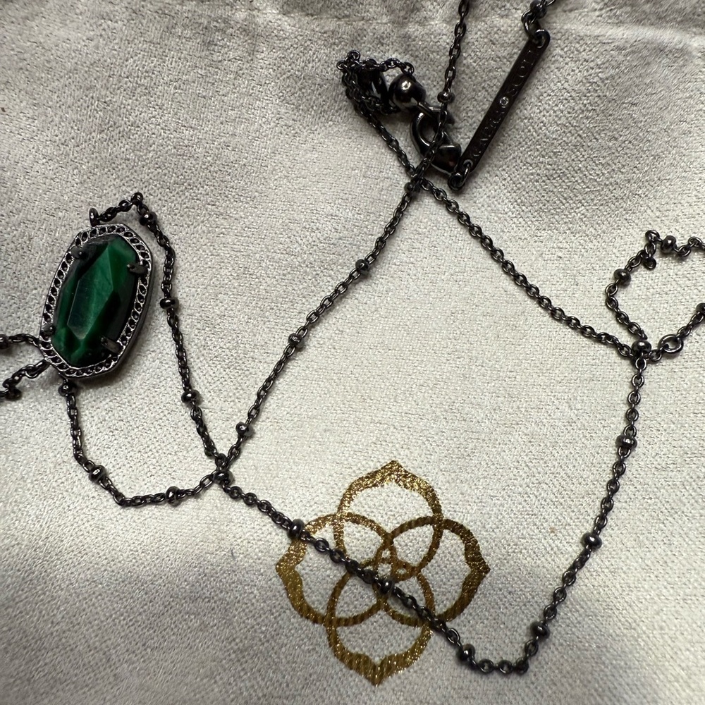 Kendra Scott Green Stone Necklace